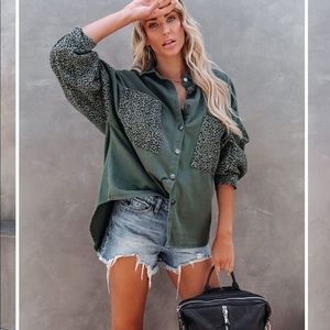 VICI SPICE IT UP CONTRAST LEOPARD DENIM JACKET - OLIVE